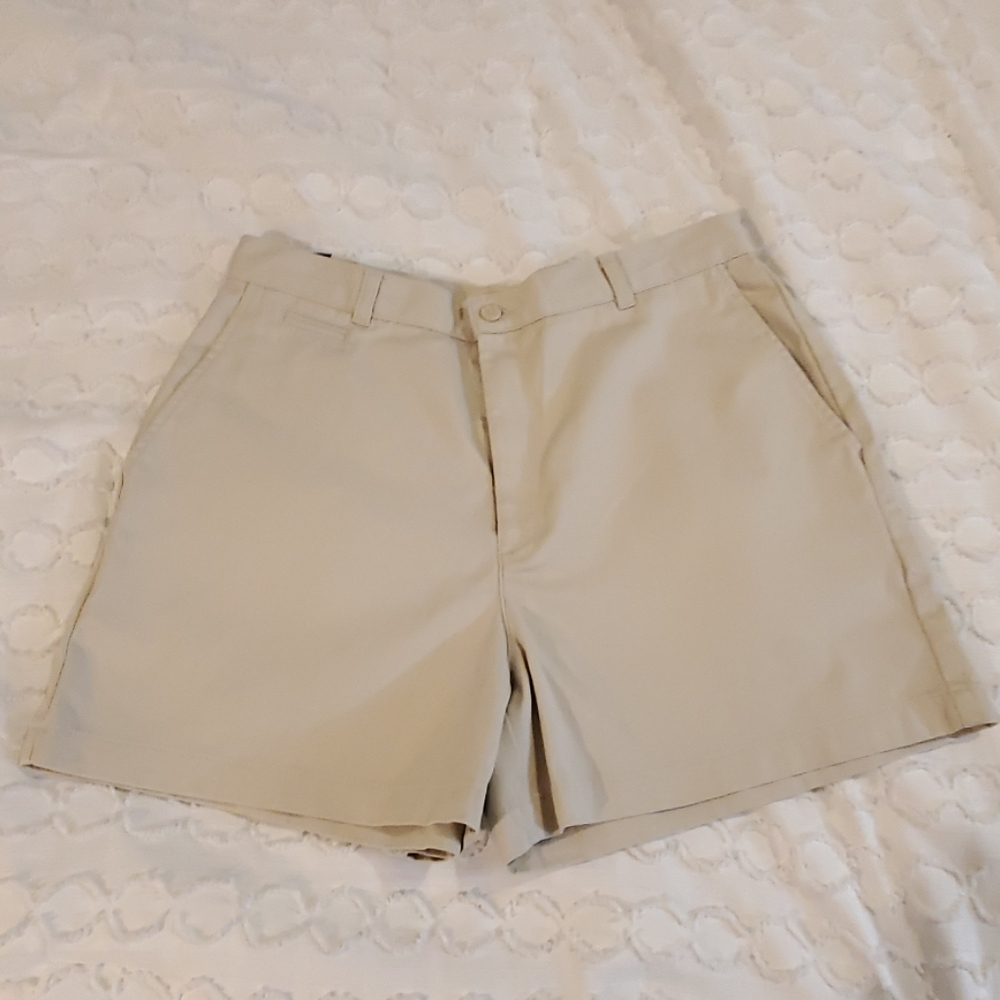 Dockers flat front shorts 14